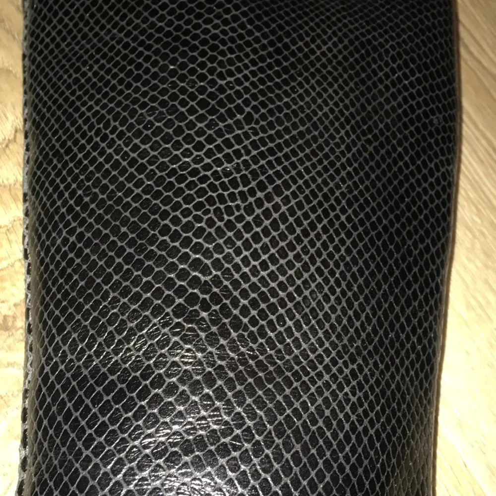 VIA SPIGA NWT PYTHON EMBOSSED REAL LEATHER OVER THE KNEE BLACK BOOTS